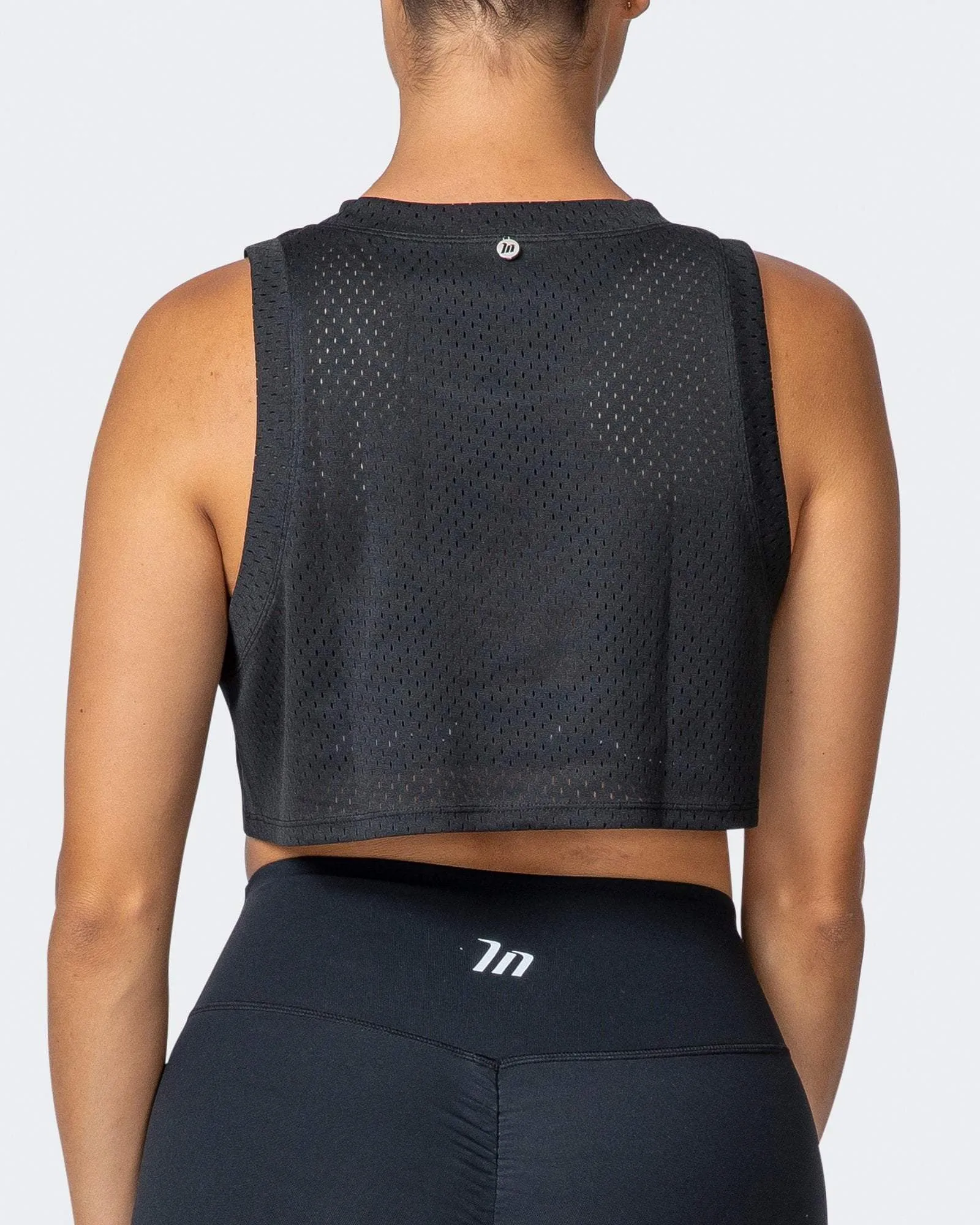 Agile Ultra Cropped Tank - Black