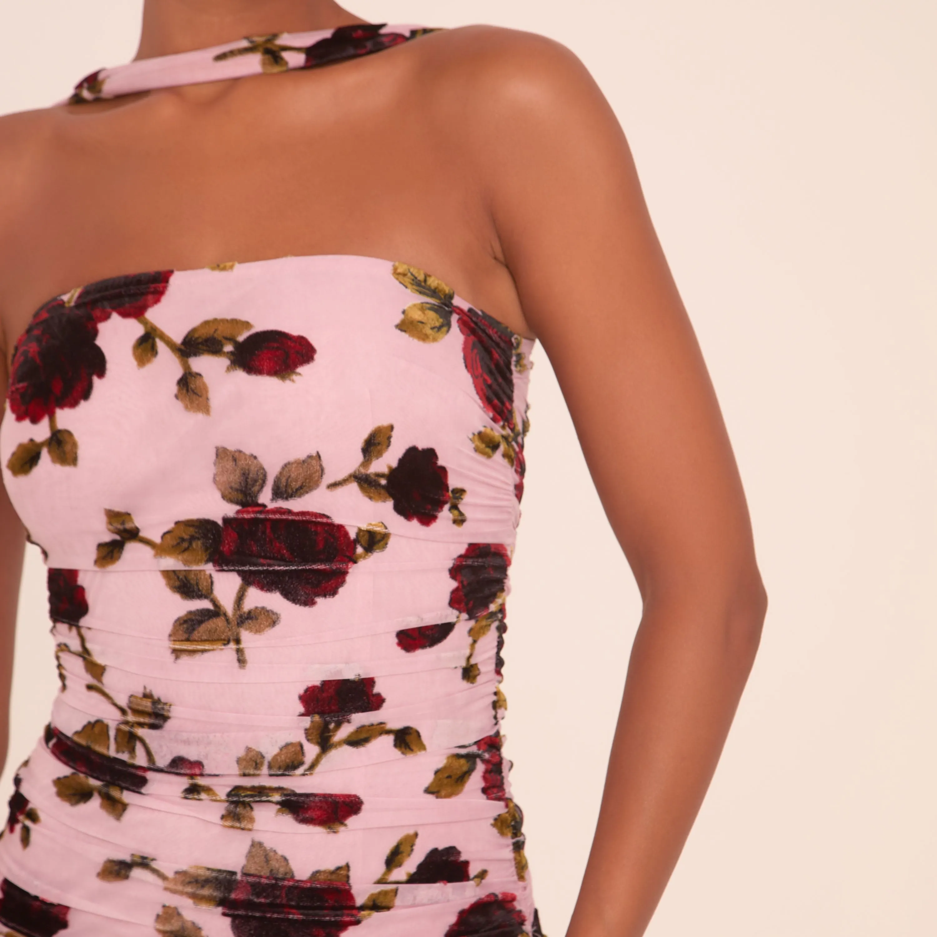 Bandeau Rose Print Mini Bodycon Dress With Matching Choker In Pink Devore