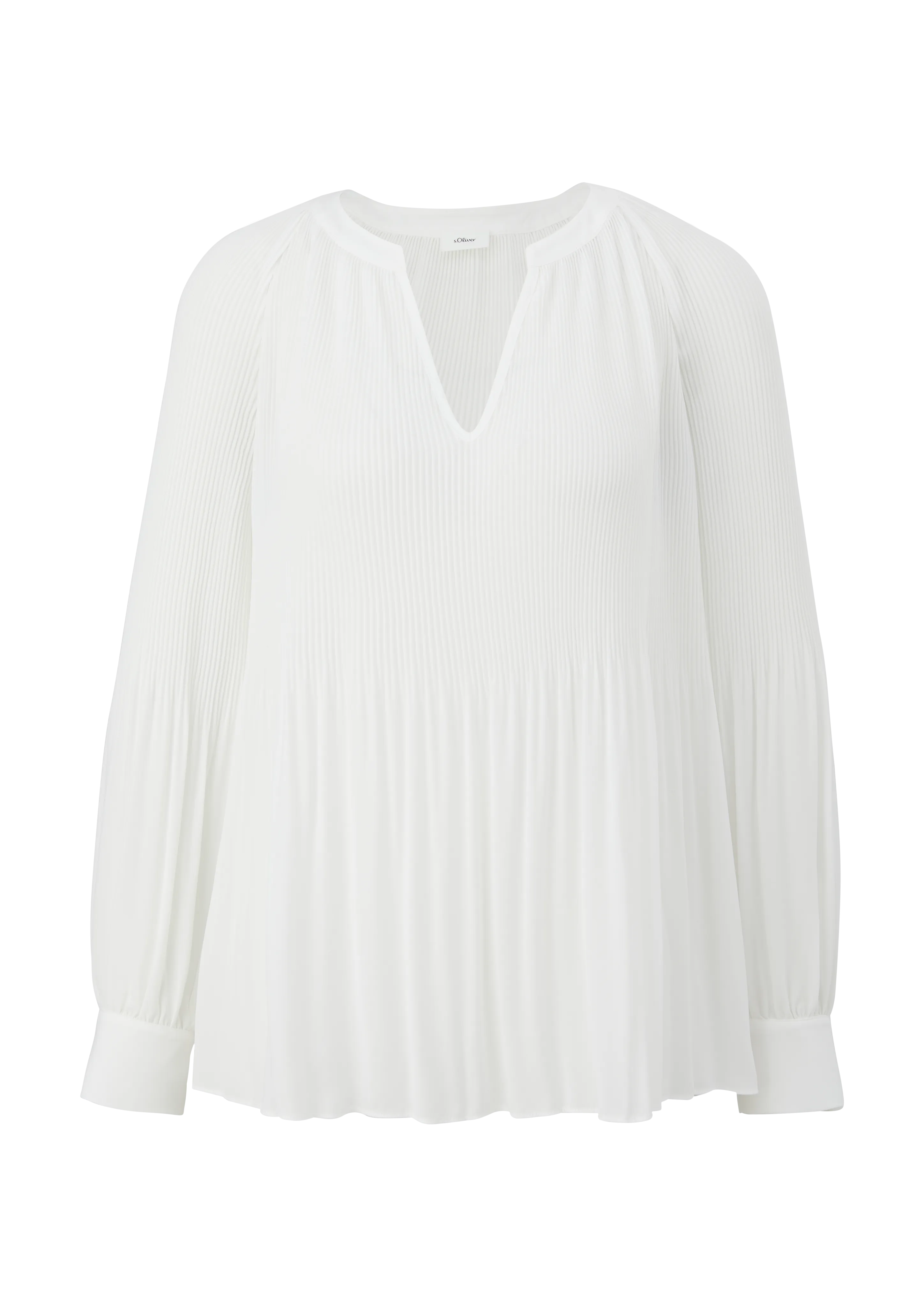 Blouse with a pleated texture