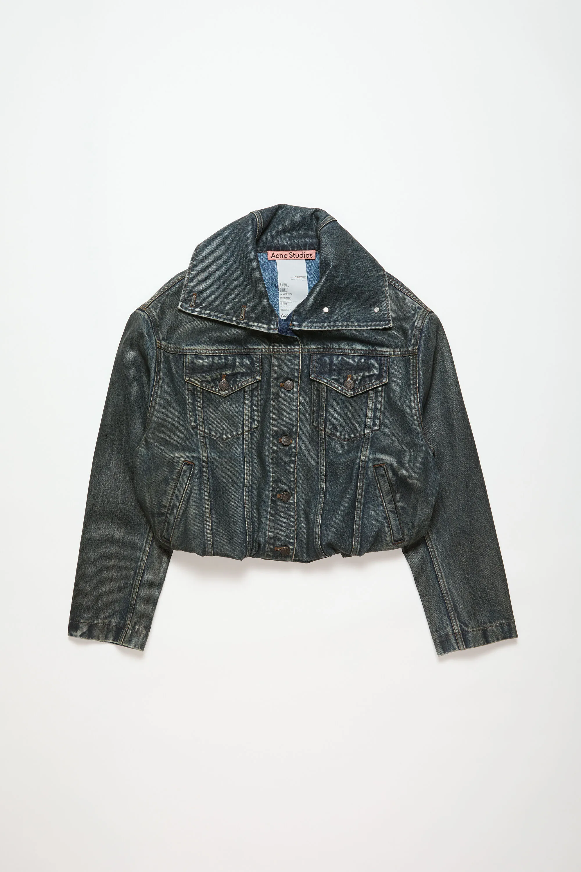 Coated denim jacket                                                                                                            R