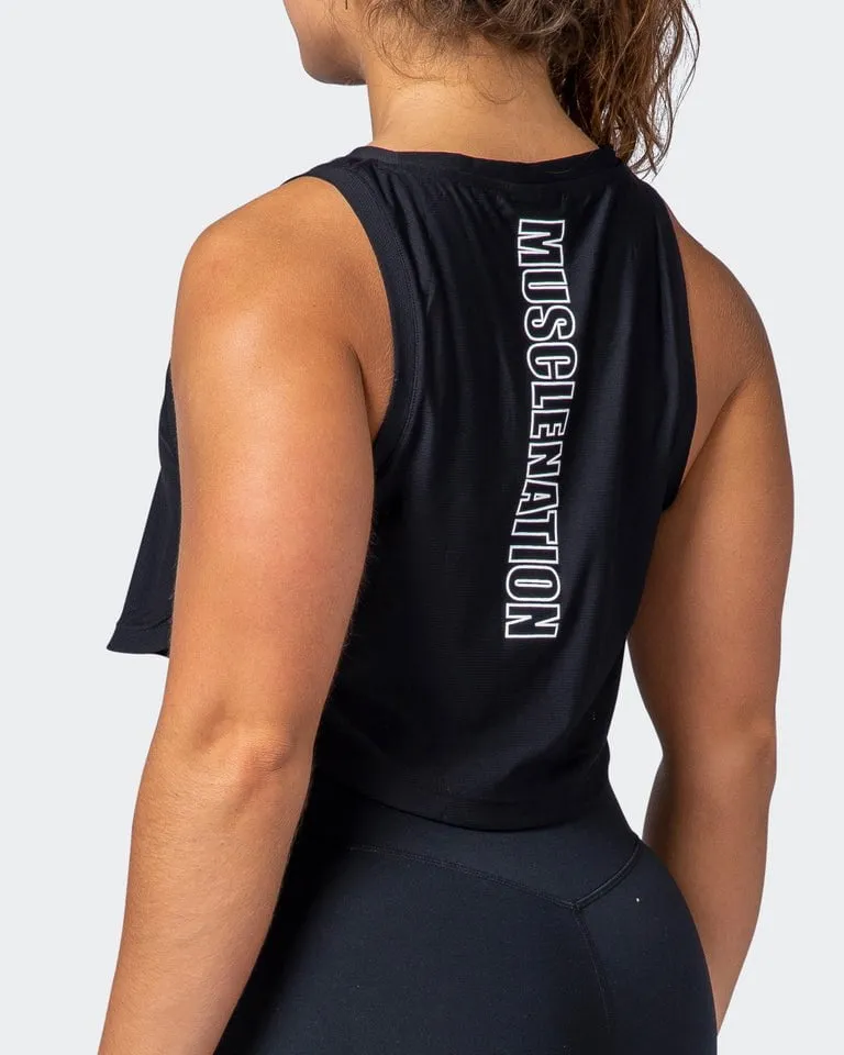 Level Up Cropped Training Tank - Black