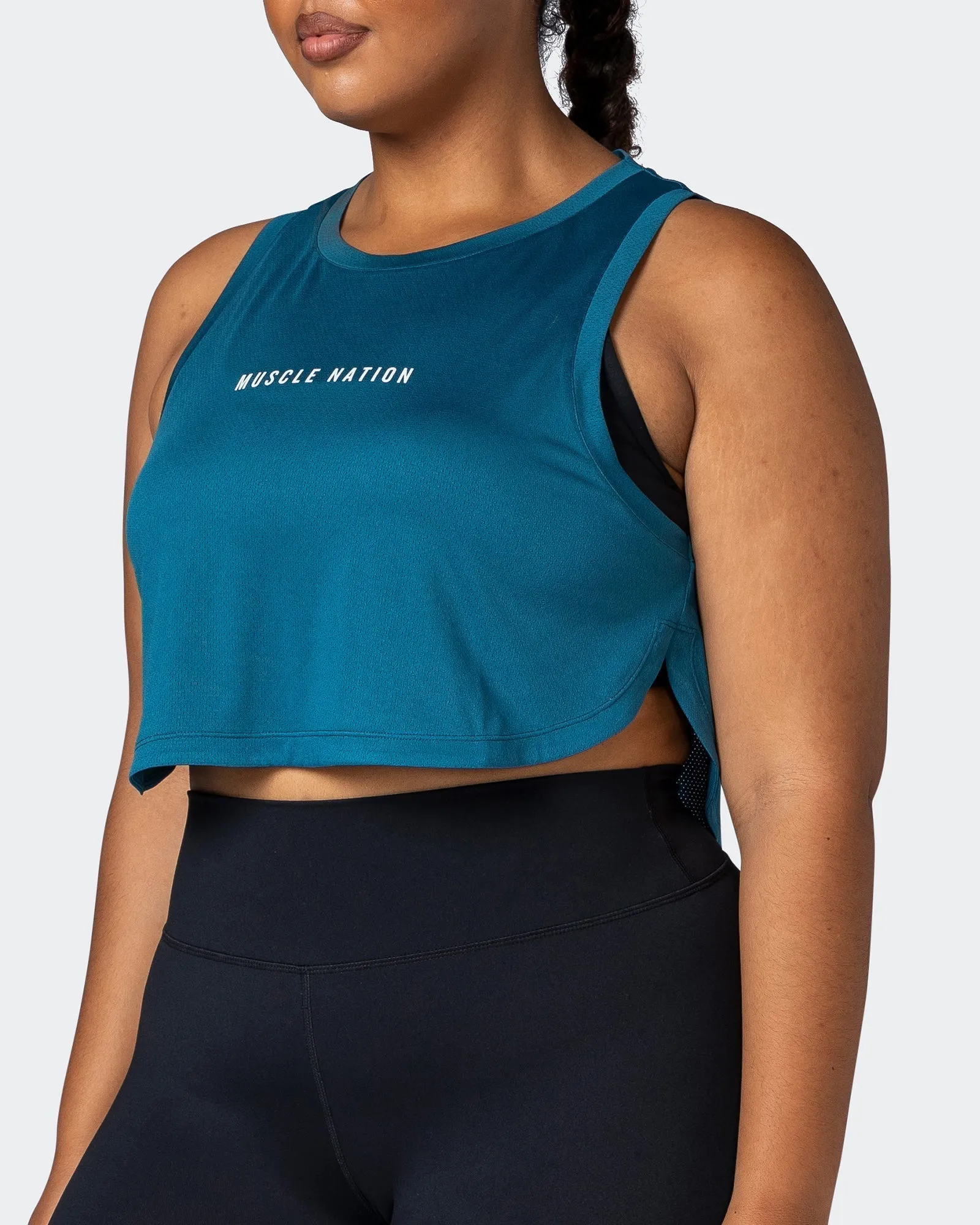 Limitless Cropped Training Tank - Marine