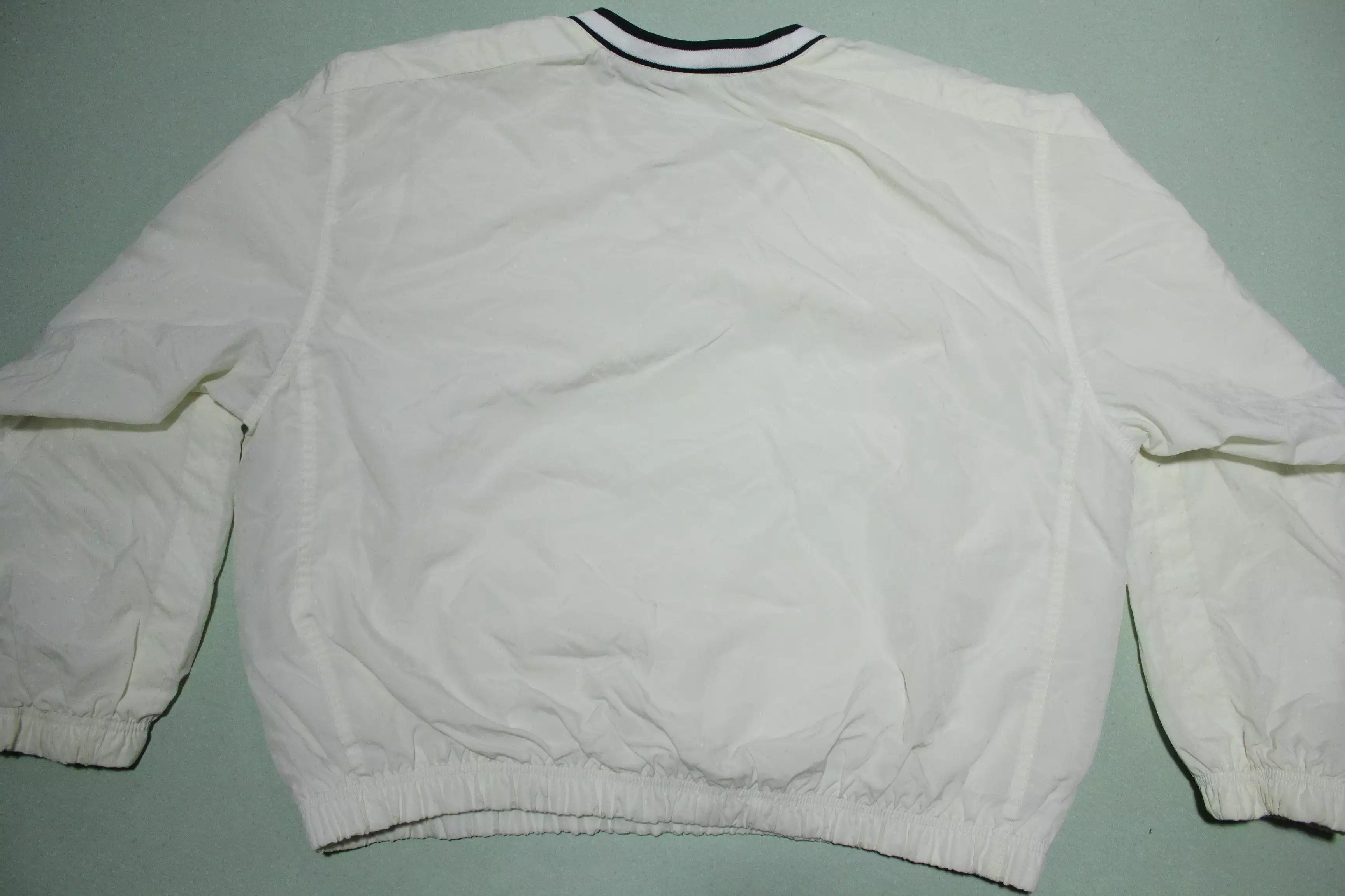 Nike Vintage 90's Center Swoosh Check Cocaine White V-Neck Pullover Windbreaker Jacket