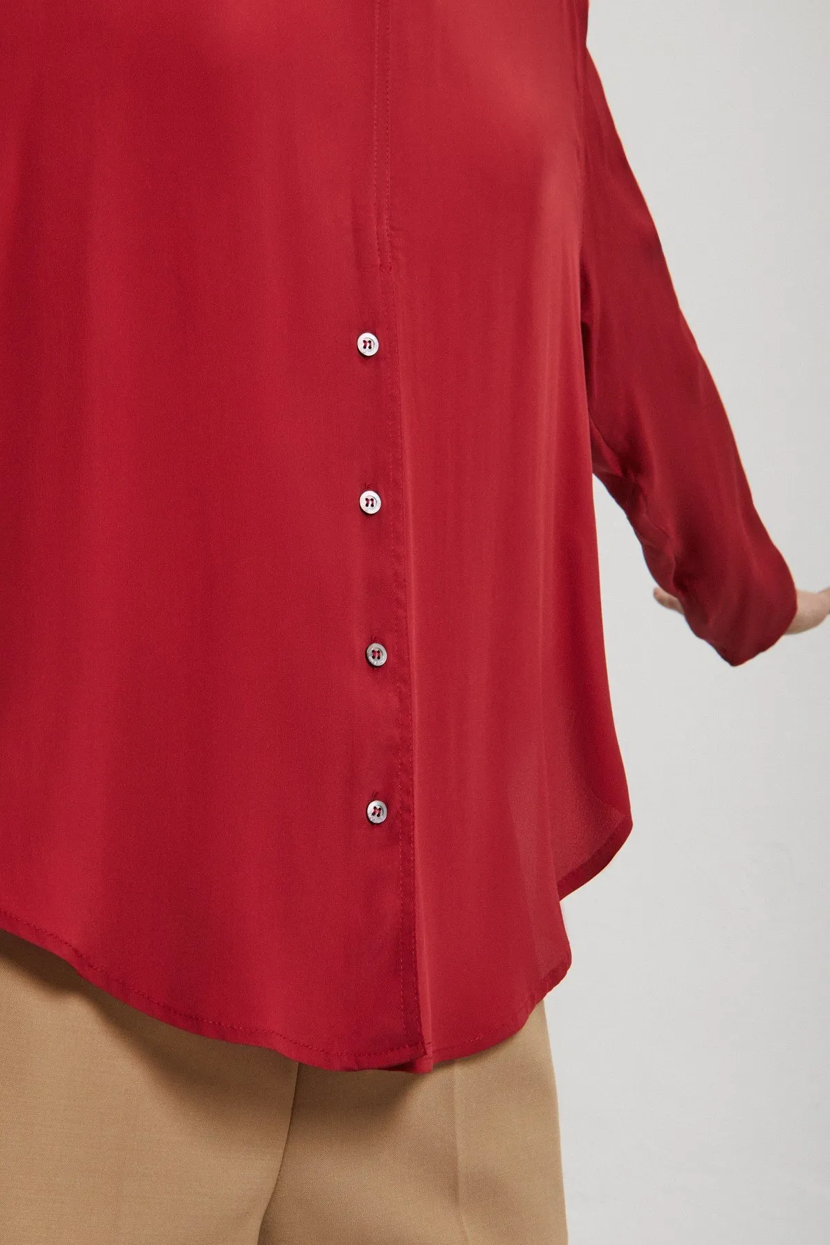 Silk-blend blouse with rounded bottom