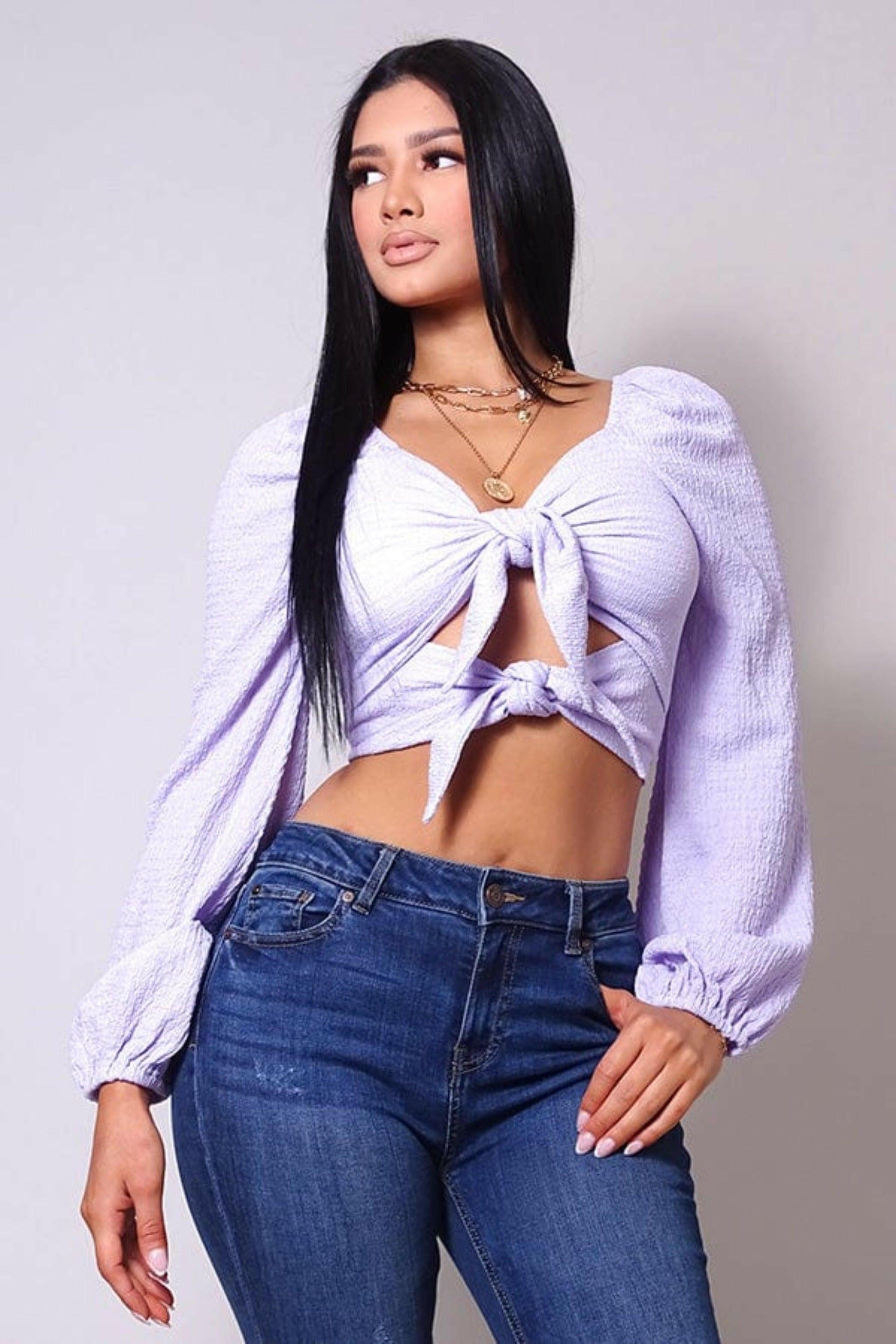 SPECIAL V AMORE FRONT TIE CROP TOPS