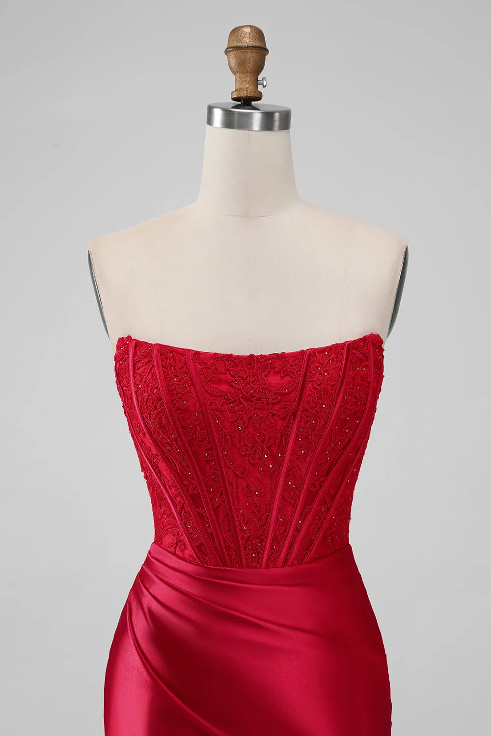 Strapless Lace Ruched Bodycon Short Red Homecoming Dress