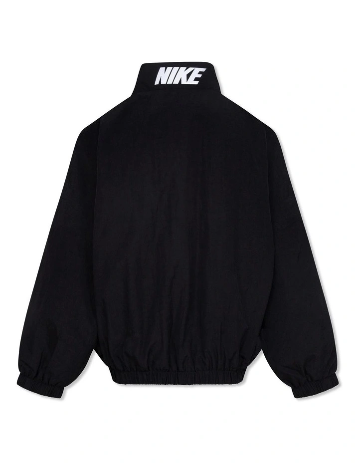 Swoosh Windbreaker Jacket in Black