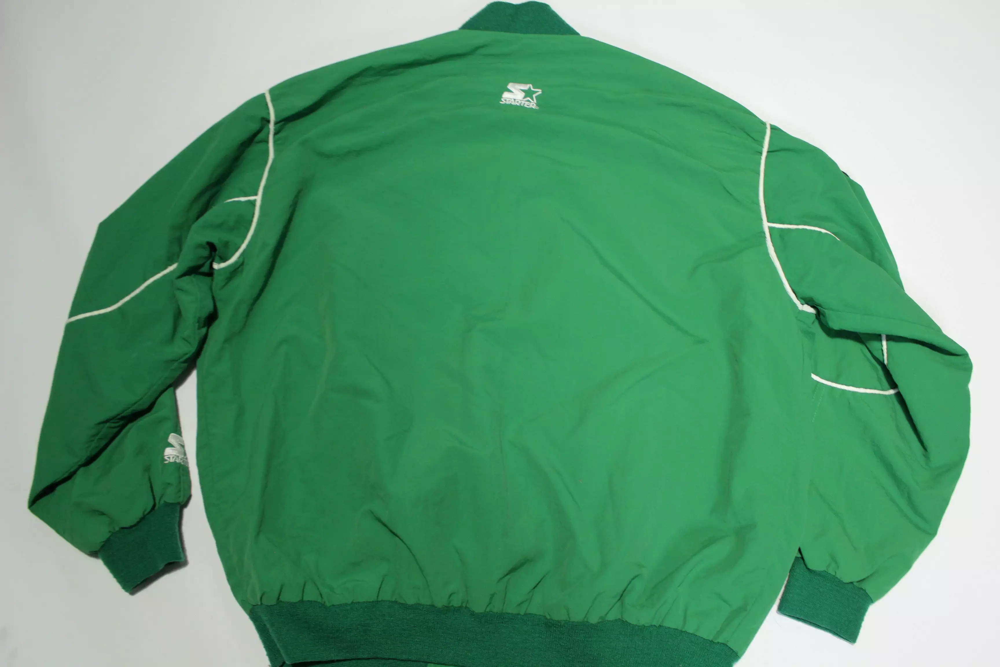 University of Hawaii Rainbow Warriors Vintage 80's Made in USA Starter Windbreaker Jacket